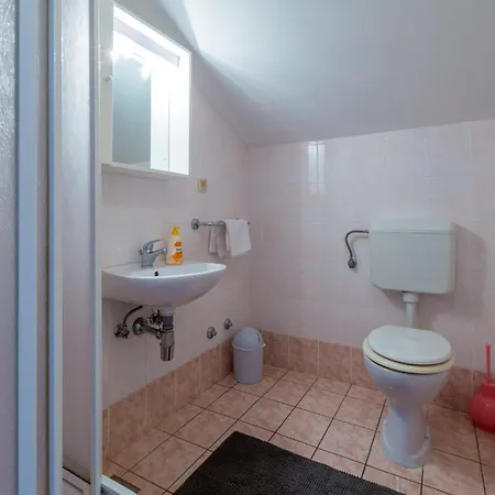 Akelava Apartment