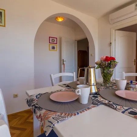Akelava Apartment *
