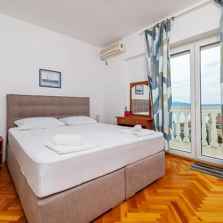 Akelava Apartment