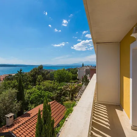 Akelava Apartment