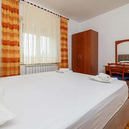 Apartment Akelava *
