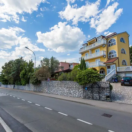 Akelava Apartman